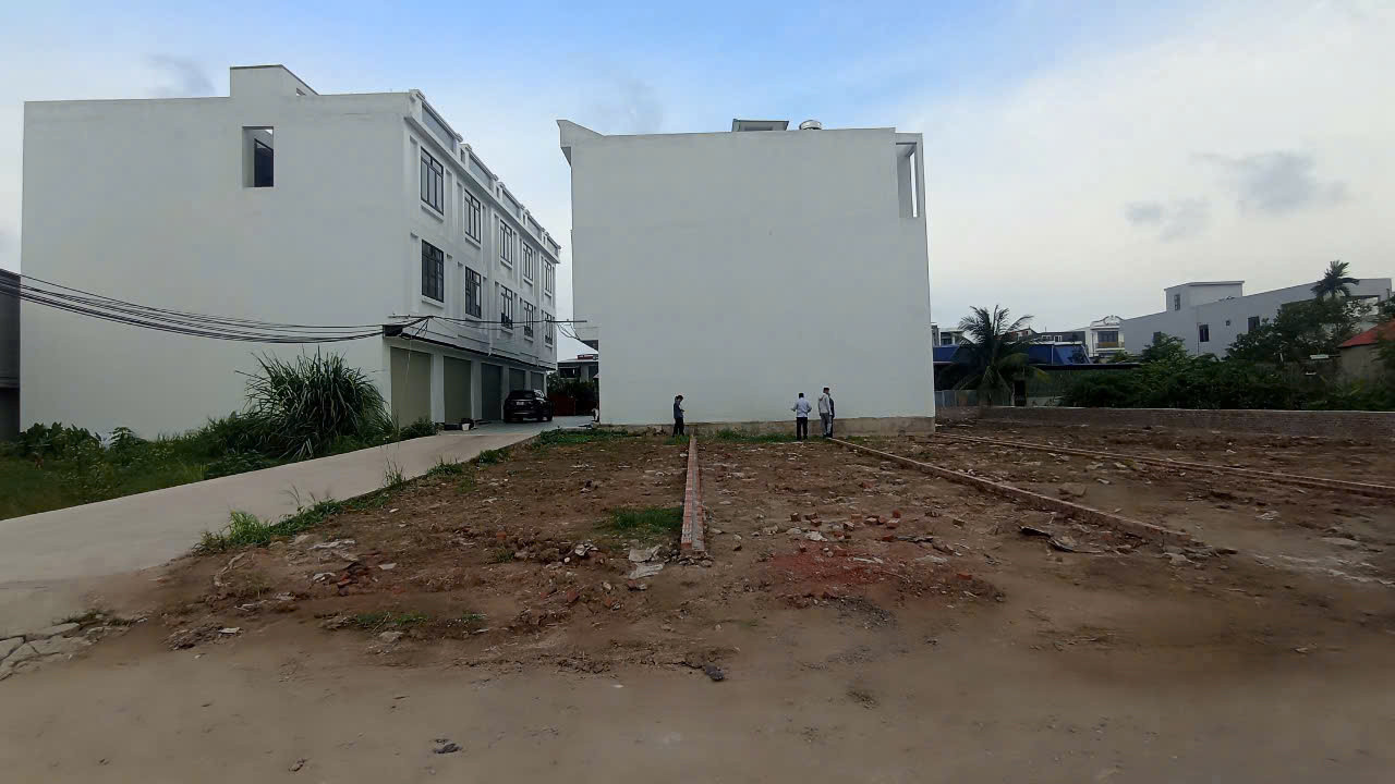 Bán đất mặt đường Hải Thành 76,5m² ngang 4,5m giá 2.45 tỷ Phường Dương Kinh