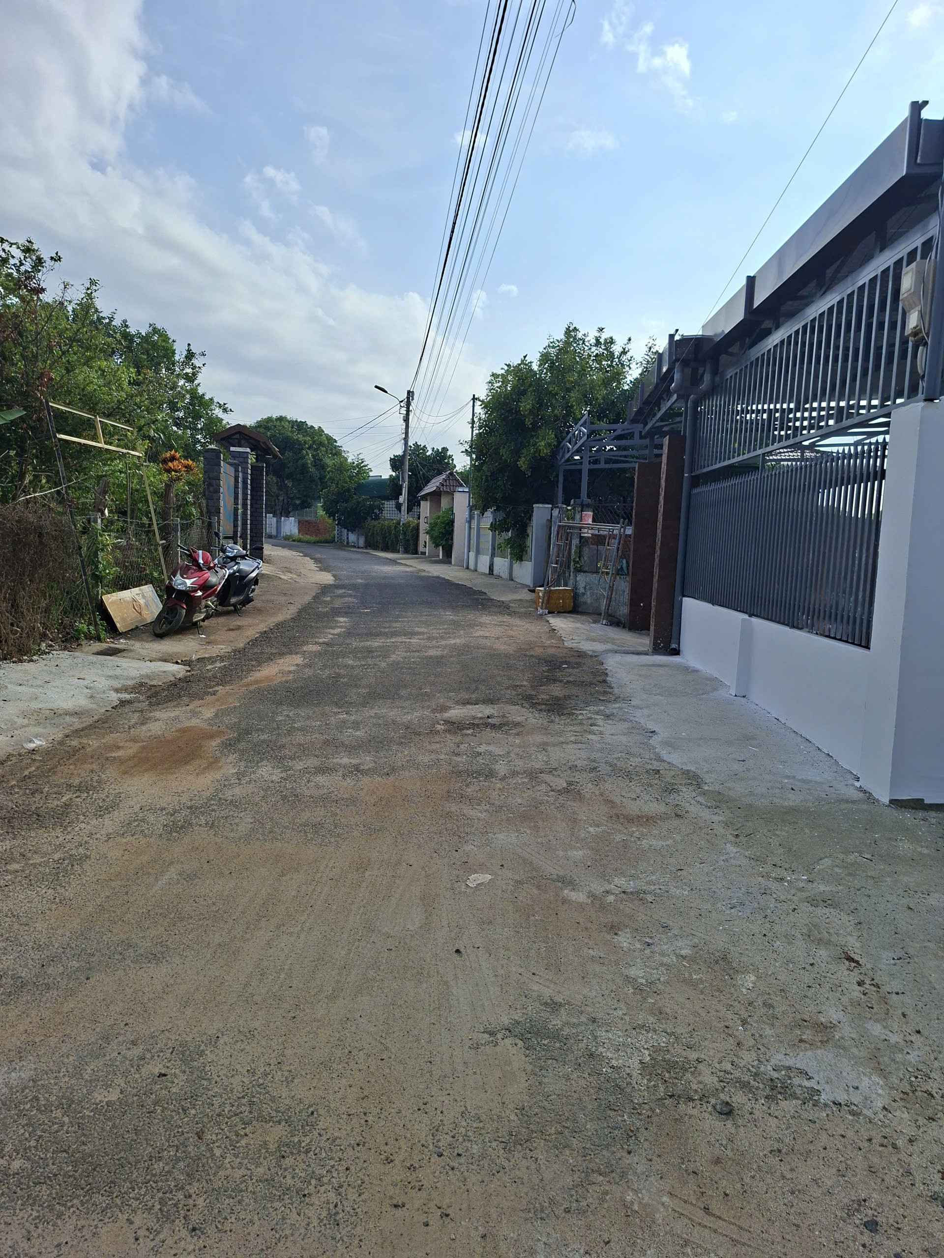 Bán Đất 336m² thổ cư 50m² giá 2.35 tỷ tại Phường Ea Kao Đắk Lắk