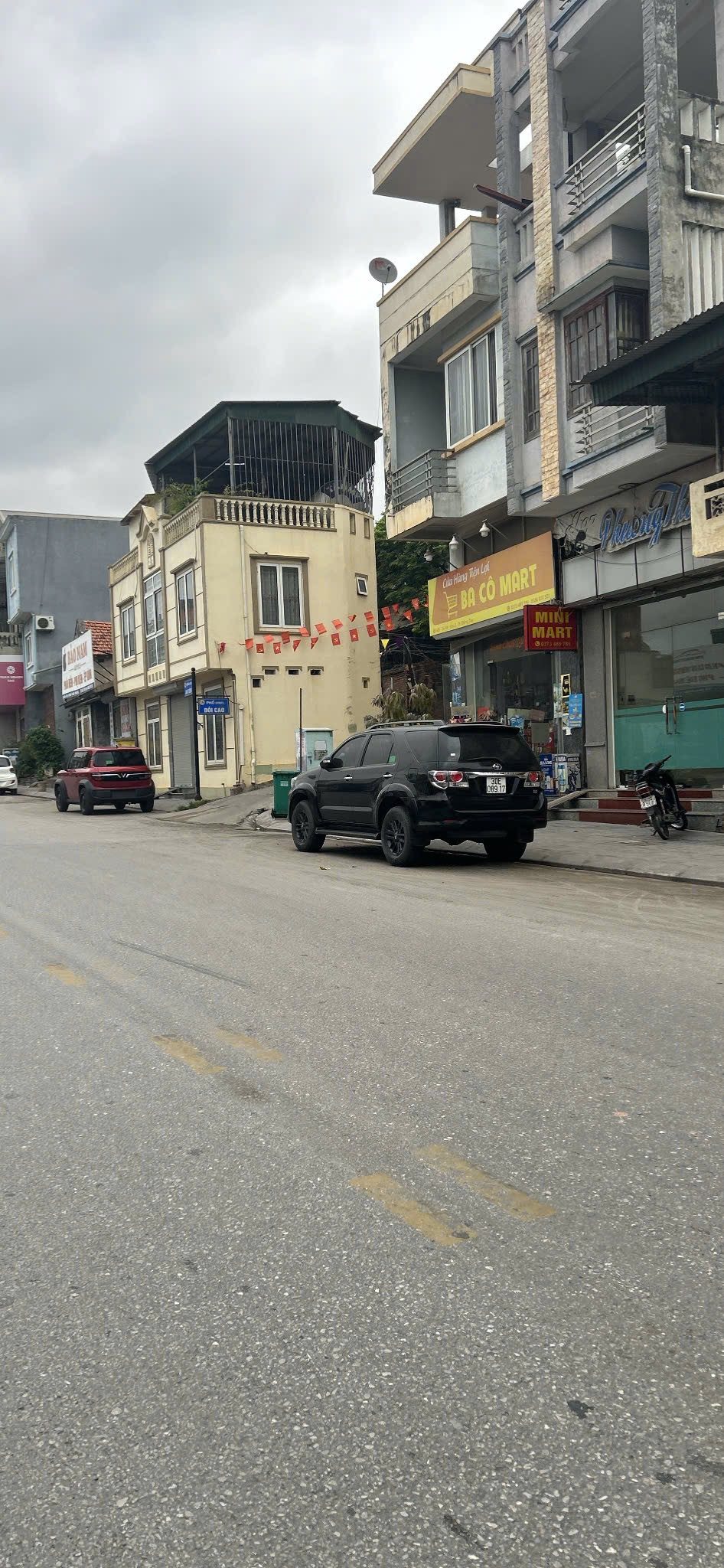 Duy nhất ô đất hơn 1 tỉ đường ô tô cách đường chính 20m sát chợ giếng đáy
