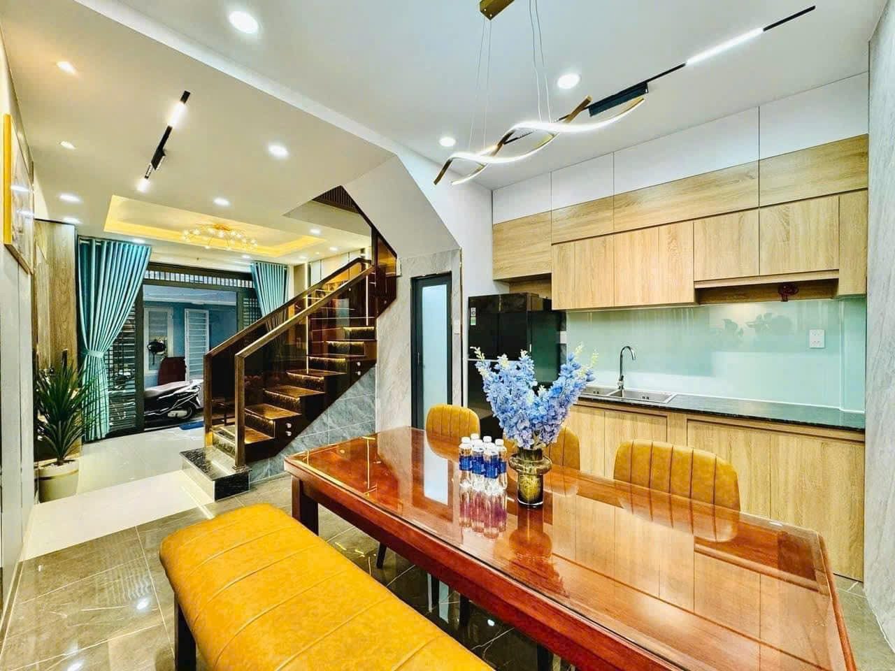 Bán Nhà riêng 80m² thổ cư 80m² giá 3.39 tỷ tại Phường Gò Vấp TP. Hồ Chí Minh