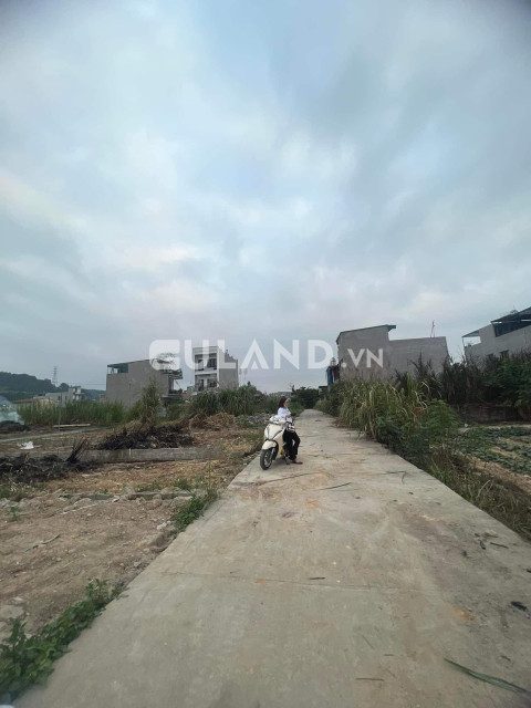 BÁN ĐẤT LÀNG CÔNG AN,HÀ KHÁNH,HẠ LONG