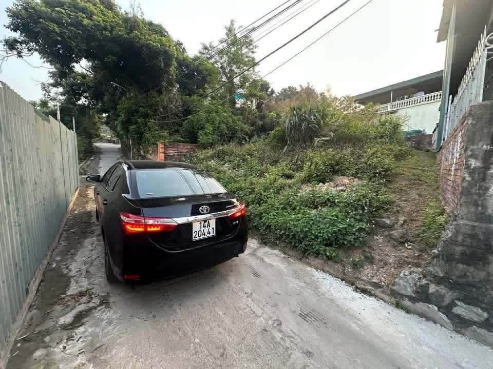 BÁN ĐẤT SAU SÂN VẬN ĐỘNG HÀ LẦM,HẠ LONG