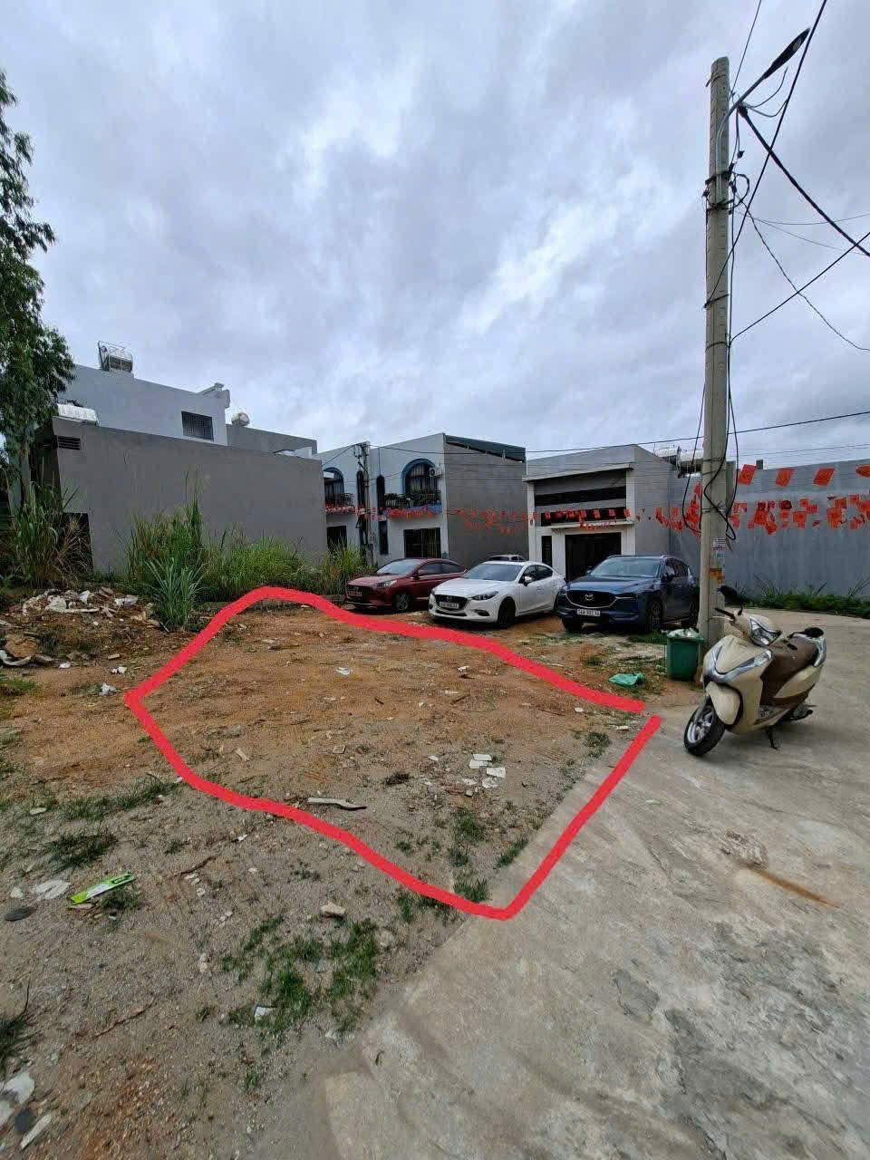 BÁN ĐẤT SAU ĐÔNG Y CỘT 8,HÀ TRUNG,HẠ LONG