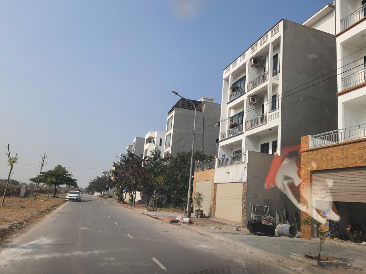 Bán đất khắc niệm 2 dãy L5 đường 17m. Diện tích 93.5m mặt tiền 5.5m hướng tây bắc. Phường hạp lĩnh tỉnh bắc ninh