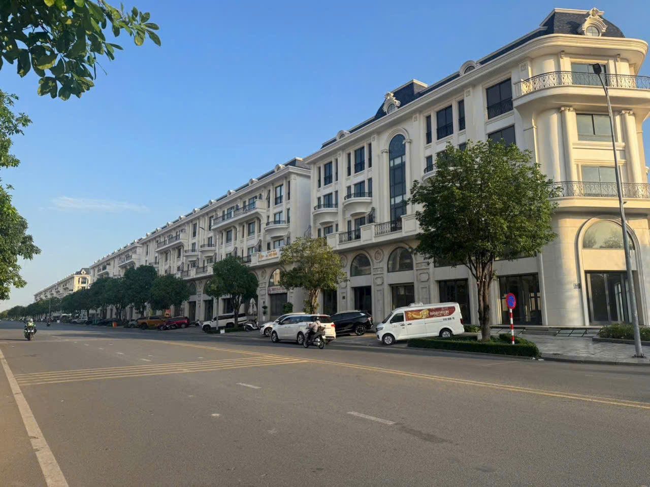 BDS  HVL Căn góc 3 MT NGUYỄN THỊ NHUNG KĐT Vạn phúc