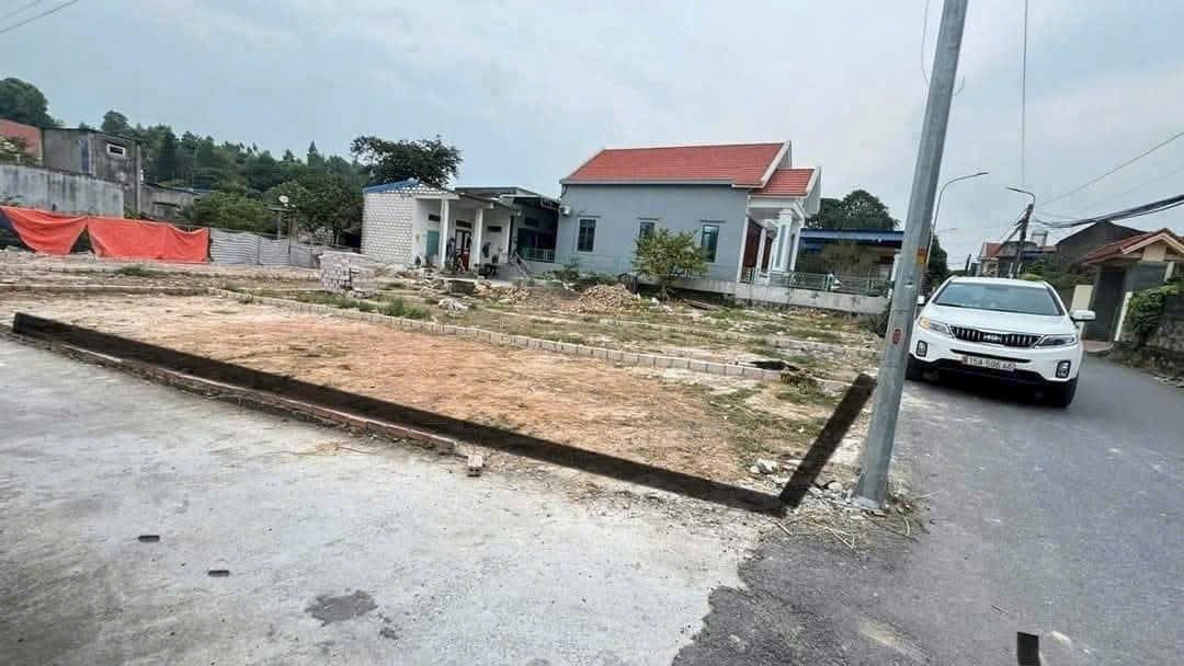 15/11/2025.Bán đất 60m² ngang 4,27m . đường thôn 7m. giá 1.65 tỷ Phường Hòa Bình( Hoà Bình). liên hệ 0362558882