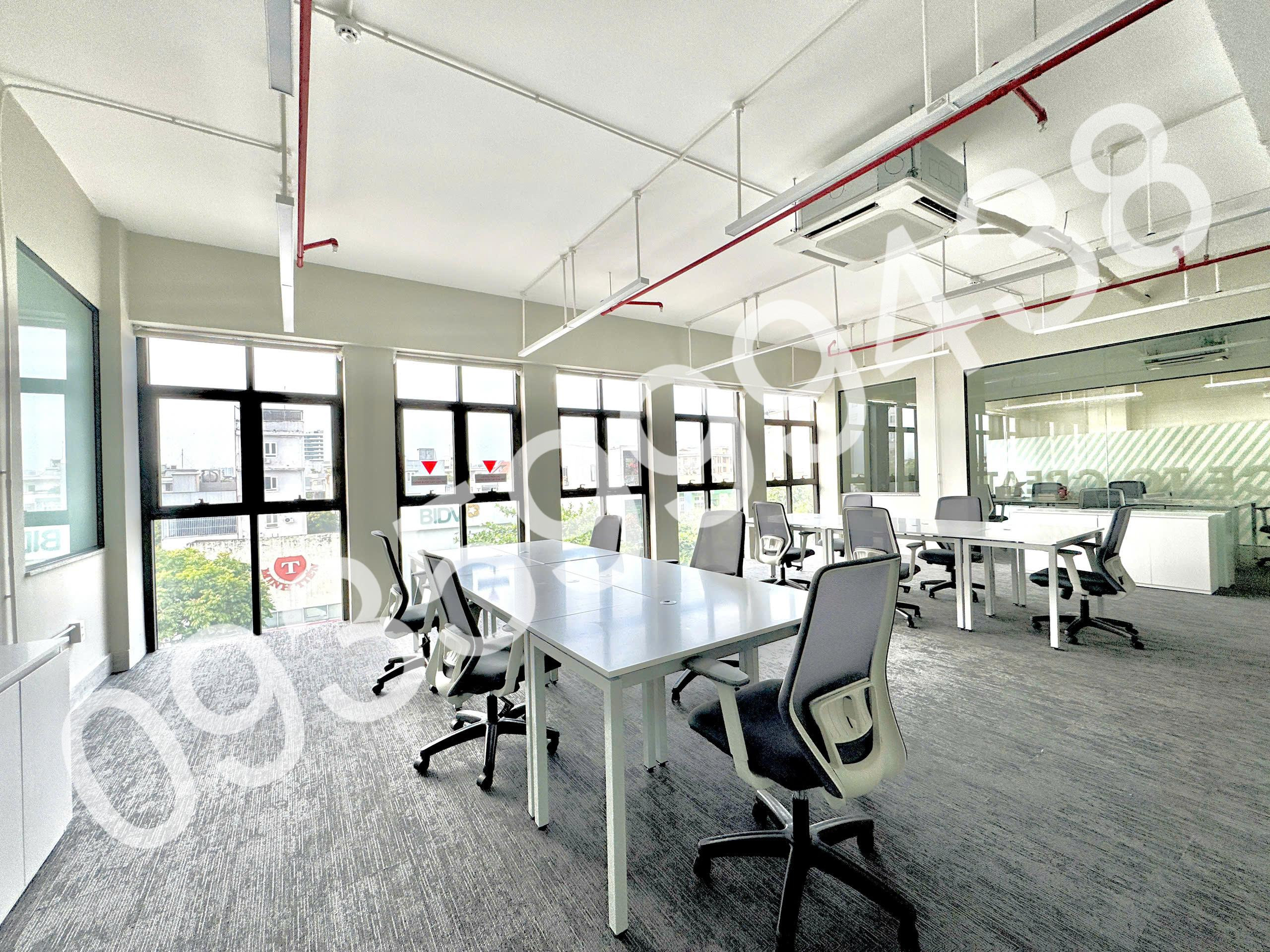 CHO THUÊ VĂN PHÒNG FULL CHI PHÍ CHO 10 NHÂN SỰ, GIÁ 25 TR BAO ĐIỆN NƯỚC, THUẾ