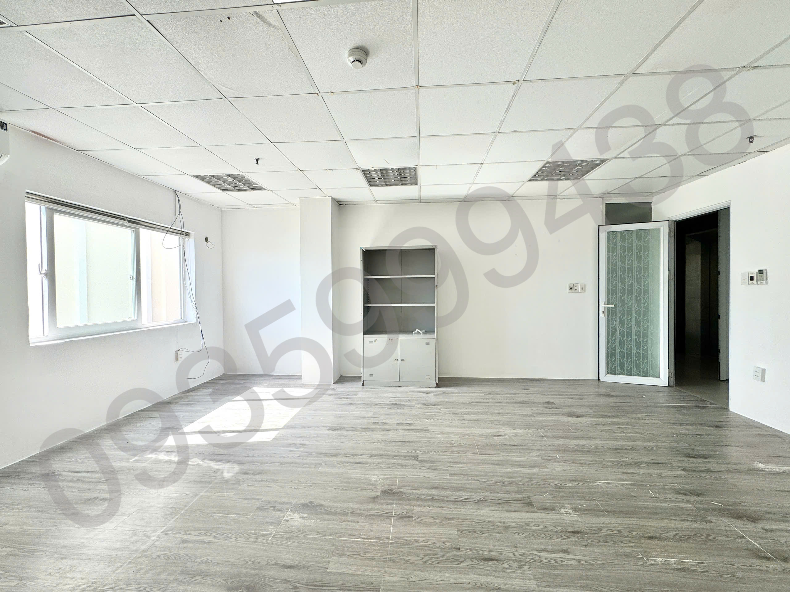 CHO THUÊ VĂN PHÒNG 30 M2 - 6 TR BAO VAT, KHU HOÀ CƯỜNG. LH: 0935 999 438