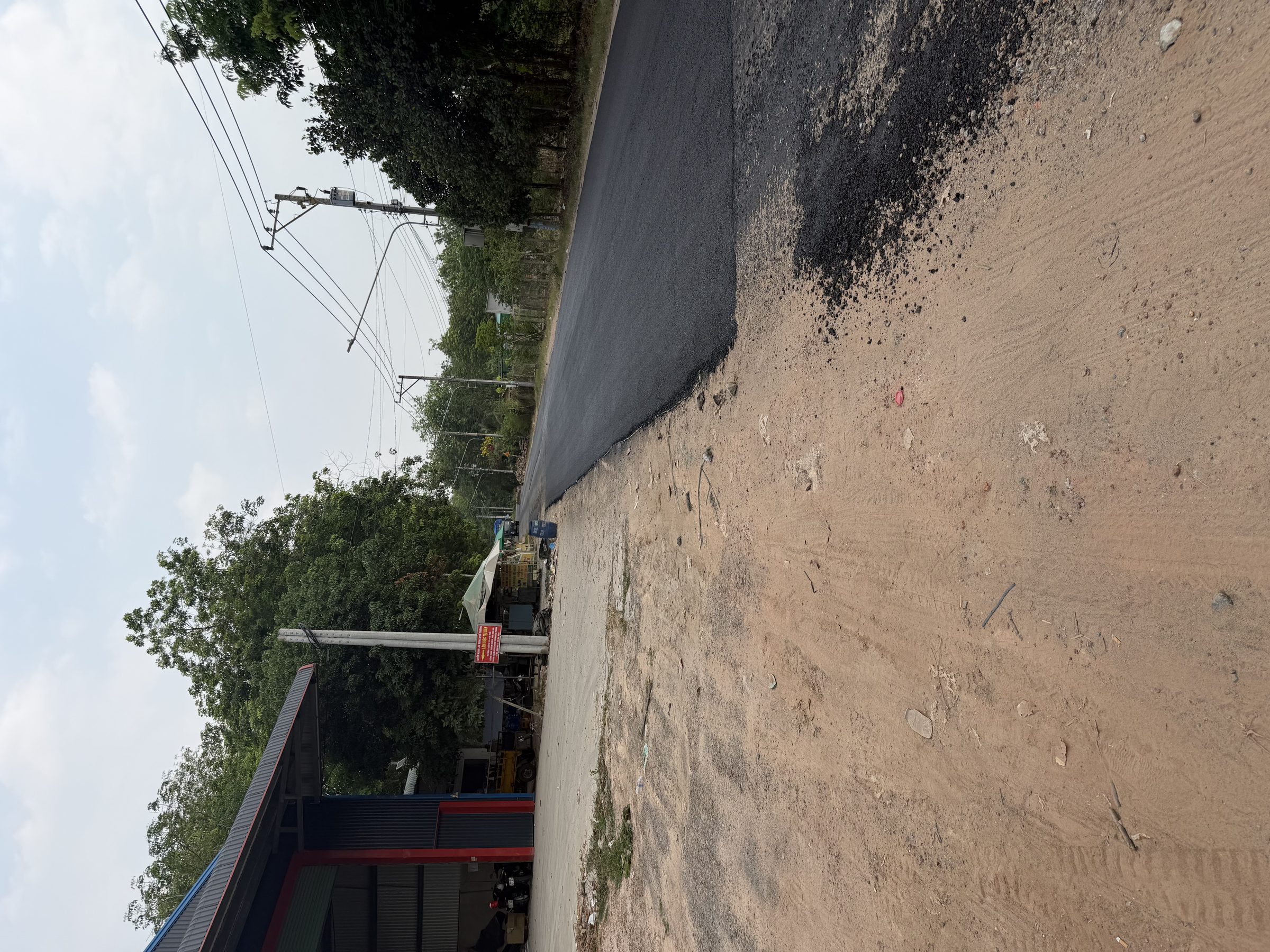 Cần bán lô đất thổ cư mặt tiền đường Bến Đồn, Vĩnh Tân DT: 5x46x60tc