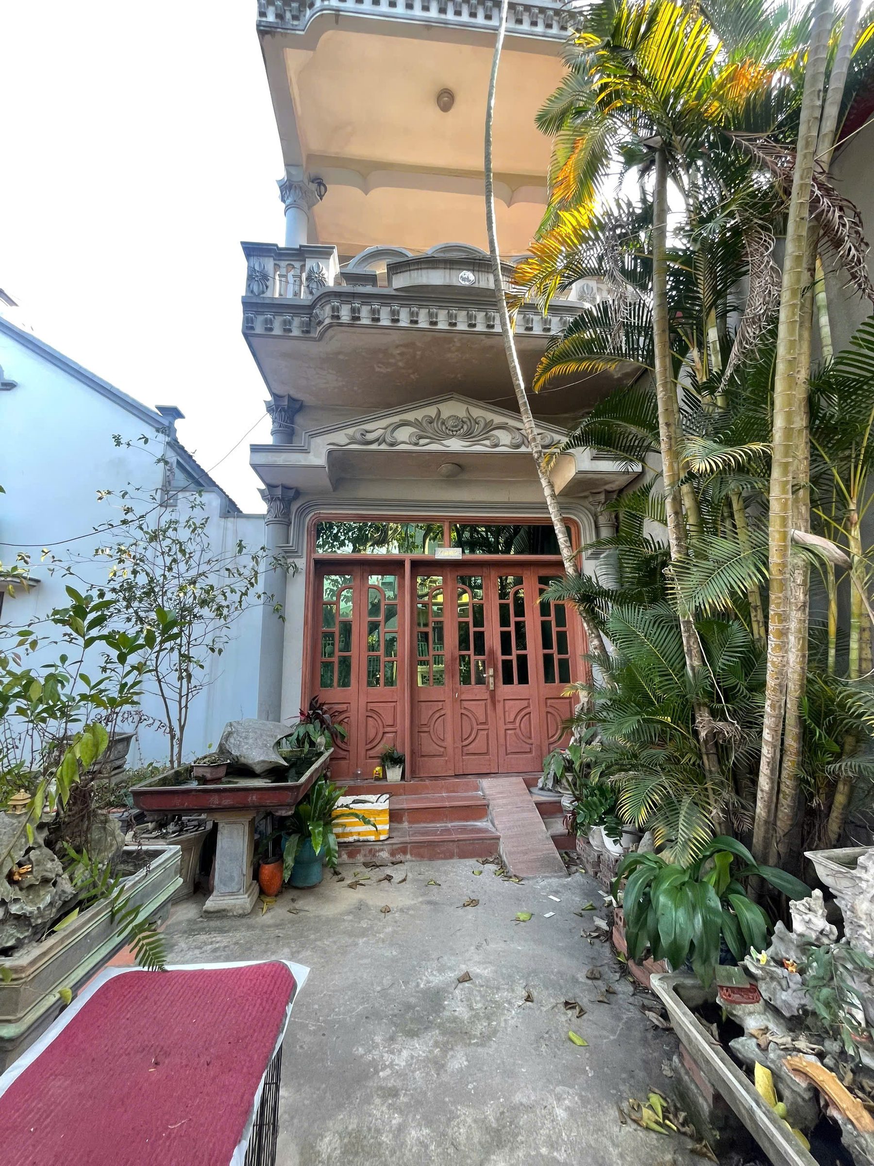 Bán nhà phố vịt Đông Thành cũ, ngõ thông đường oto tránh 107m2 giá 8,6 tỷ