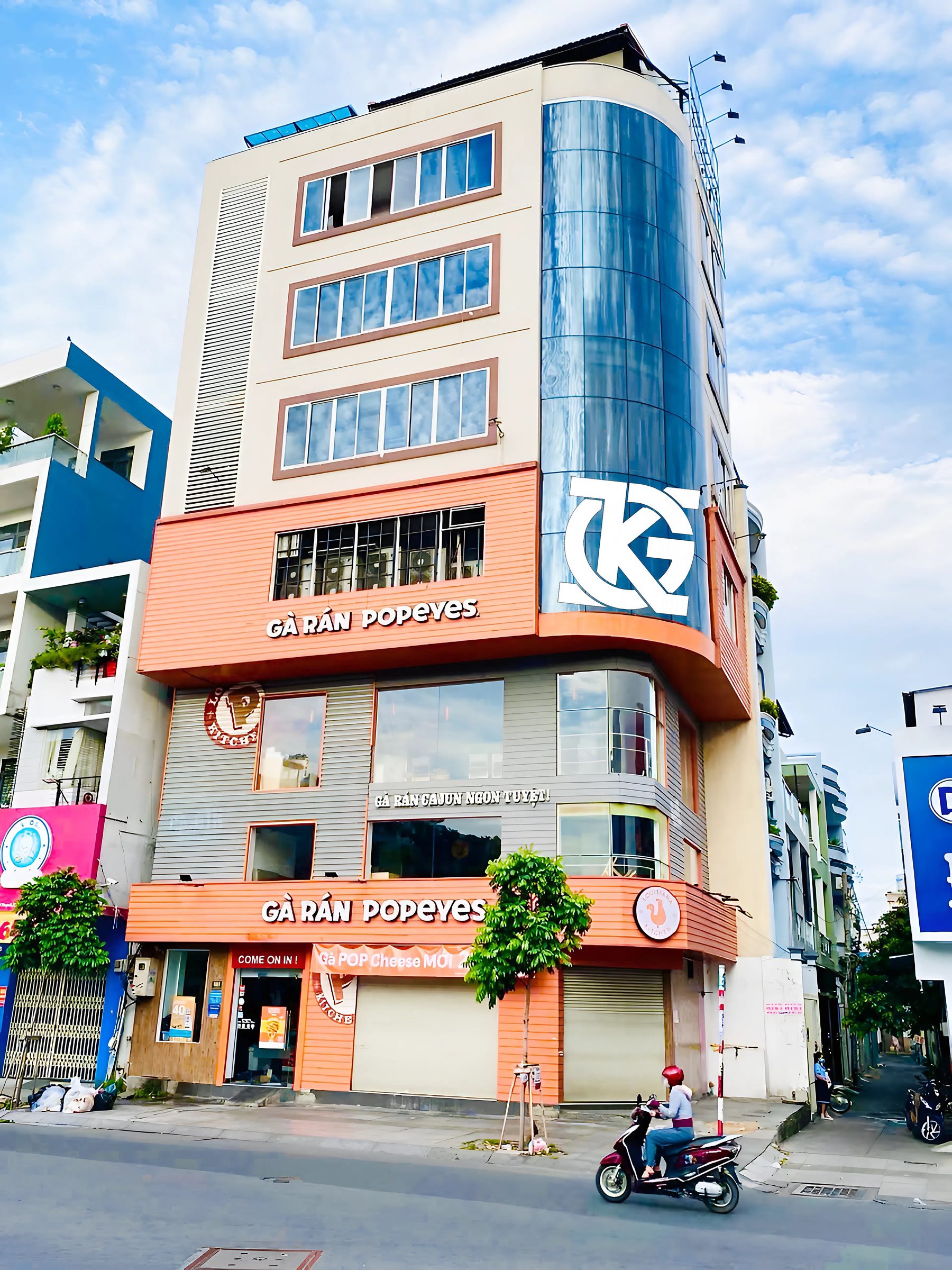❇️❇️ Cho Thuê Nhà GÓC 2MT: 661 Luỹ Bán Bích - Quận Tân Phú - 12x8m, 8 tầng