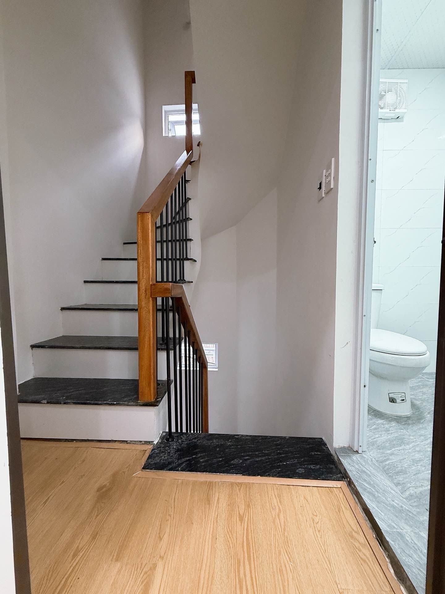 Bán nhà Giáp Nhị – Giá 4.67 tỷ – DT ~20m² x 4 tầng – lô góc, full nội thất, ở ngay