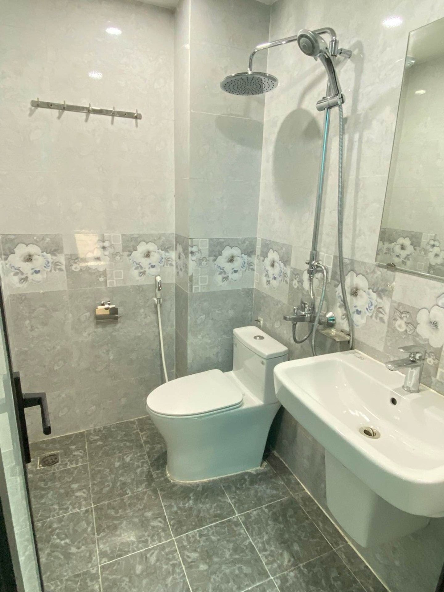 🏡 HIẾM KHU NGUYỄN CHÍNH - PHÁP LÝ SẠCH, KHÔNG QUY HOẠCH, 2 MẶT THOÁNG