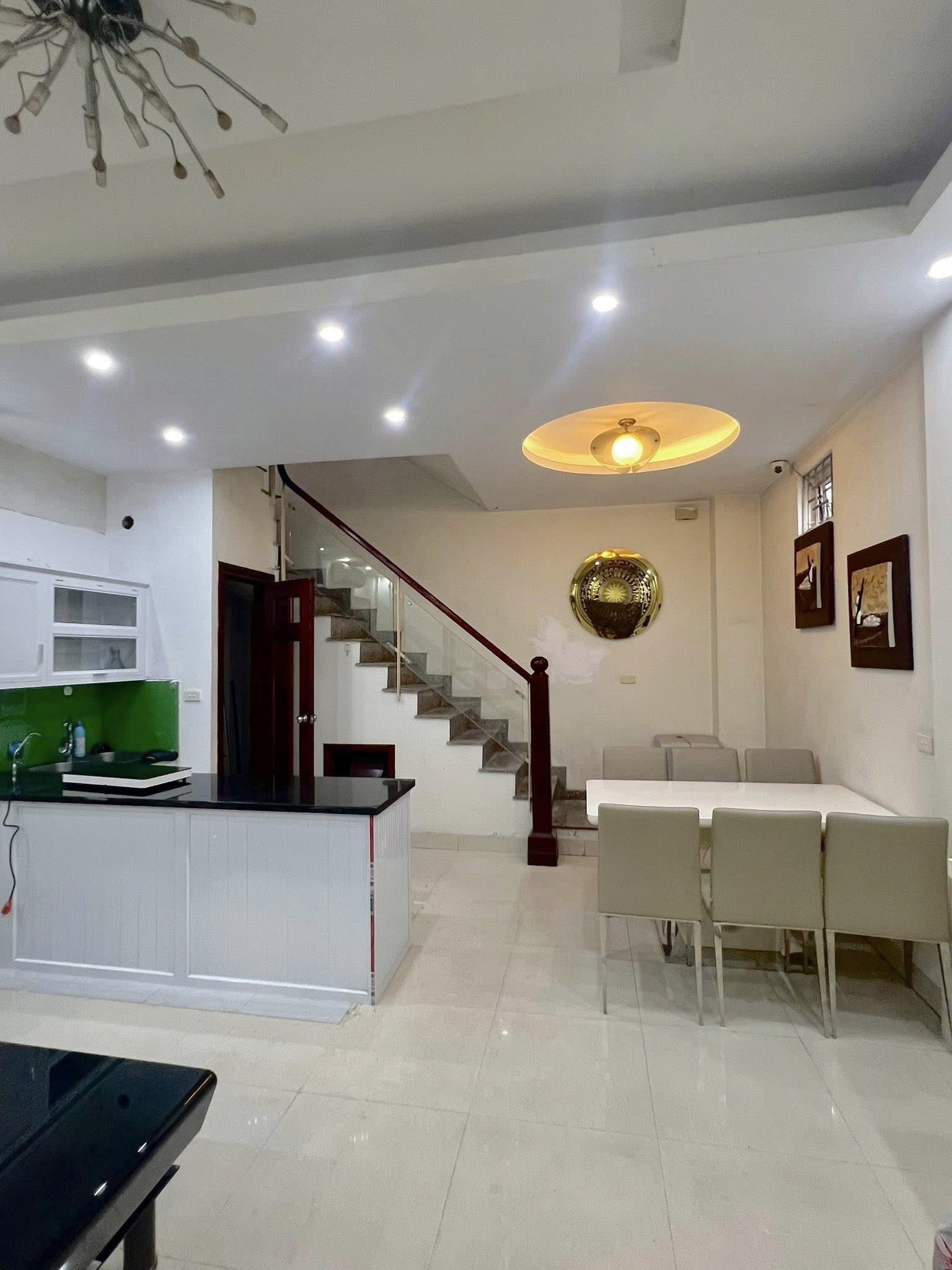 Cho thuê nhà  phố An Dương Tây Hồ HN