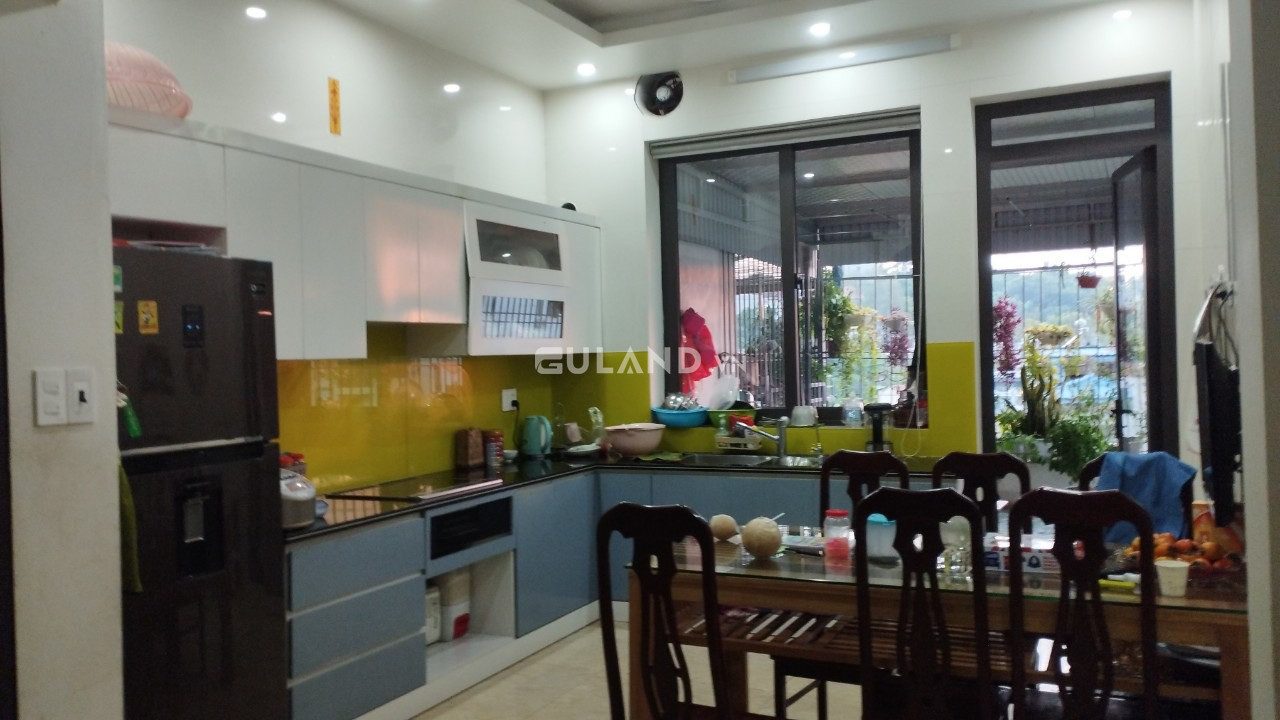 BÁN NHÀ KHU DỐC NGÂN HÀNG CŨ,HỒNG HẢI,HẠ LONG