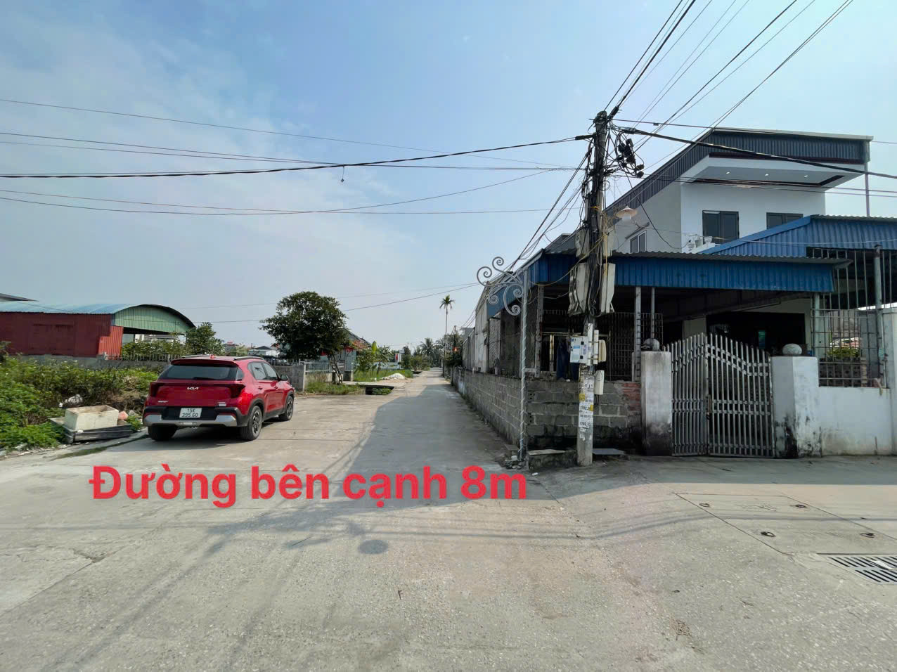 3DS120.8 🔥 BÁN ĐẤT TẶNG NHÀ CẤP 4 – VỀ Ở LUÔN – GẦN CHỢ QUÝ KIM 🔥
💥 Diện tích rộng 120,8m² – đường ô tô thoải mái – giá chưa tới 20 triệu/m² 💥