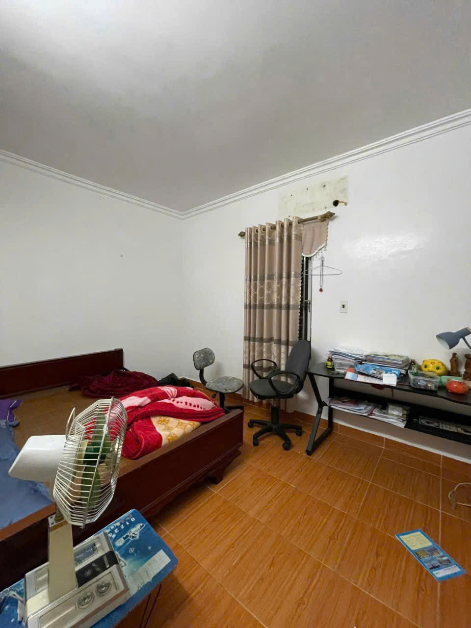 Bán nhà 3 tầng 40m² full thổ cư ngang 4m giá 2.8 tỷ tại Phường Hưng Đạo (mặt đường Hải Thành 1)