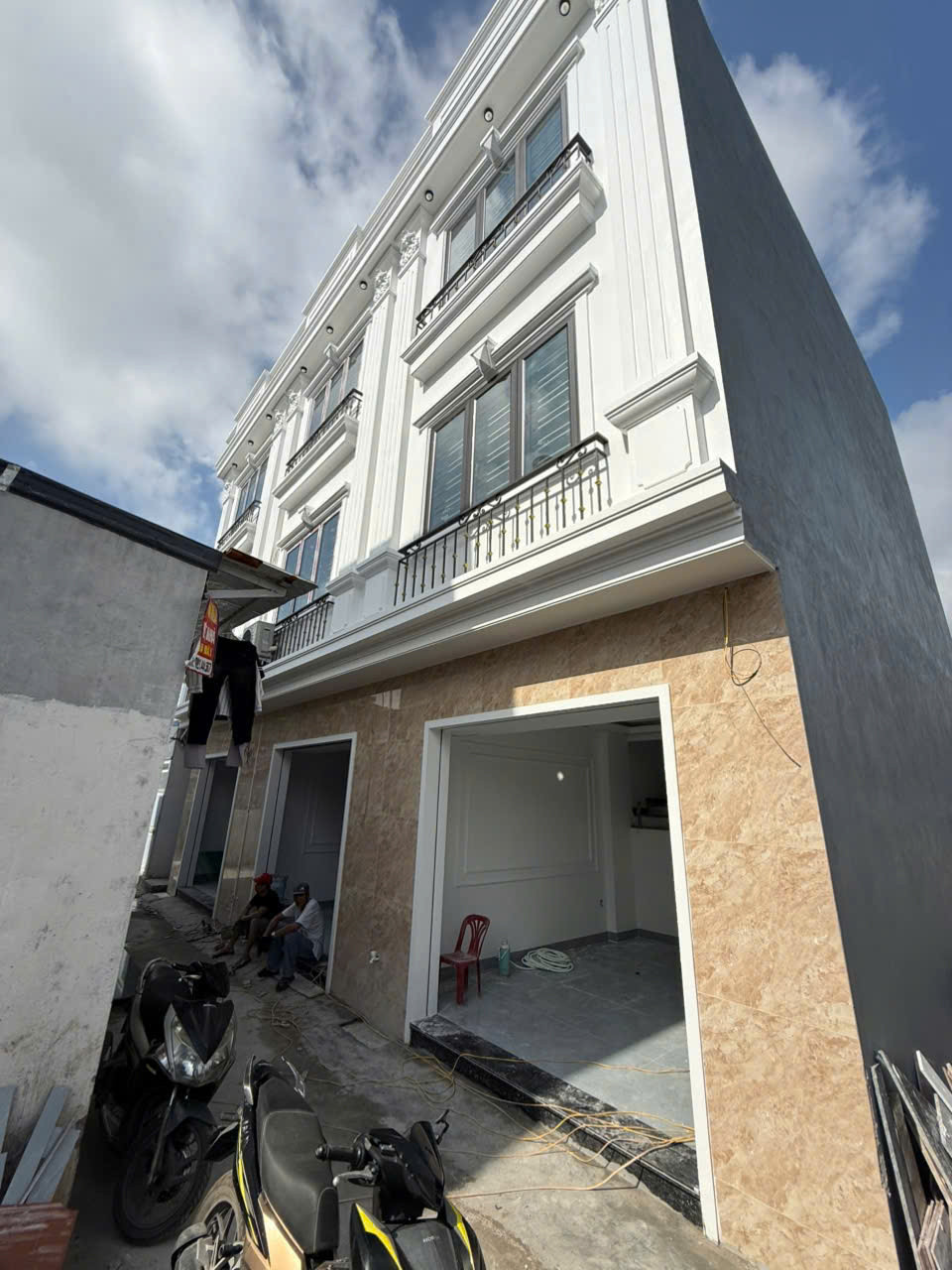 4HD40.6 🏡🏡 2 CĂN NHÀ 3 TẦNG XÂY ĐỘC LẬP MỚI ĐẸP – NGÕ 83 TRẦN BÁ LƯƠNG, HƯNG ĐẠO, HẢI PHÒNG 🏡🏡