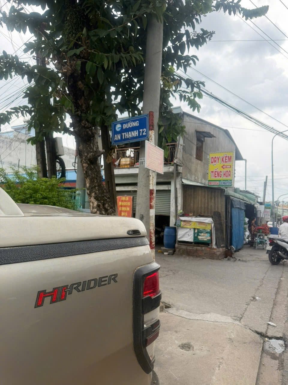 Bán Đất 1056m2 có sẵn 150 m2 thổ cư giá 10.56 tỷ tại Phường Hưng Định Thị xã Thuận An Bình Dương