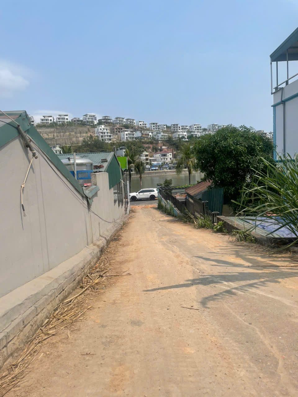 BÁN ĐẤT SÁT HỒ HÙNG THẮNG,BÃI CHÁY,HẠ LONG