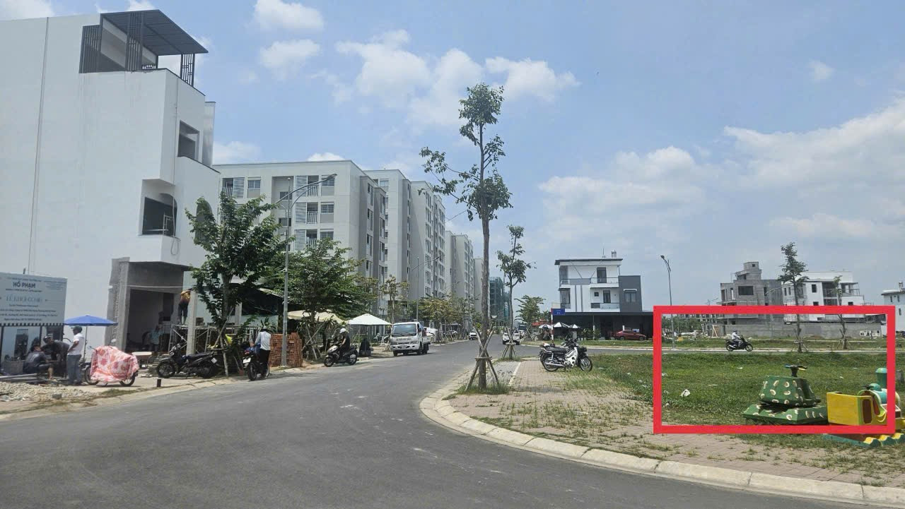 Bán nền góc khu dân cư nam long