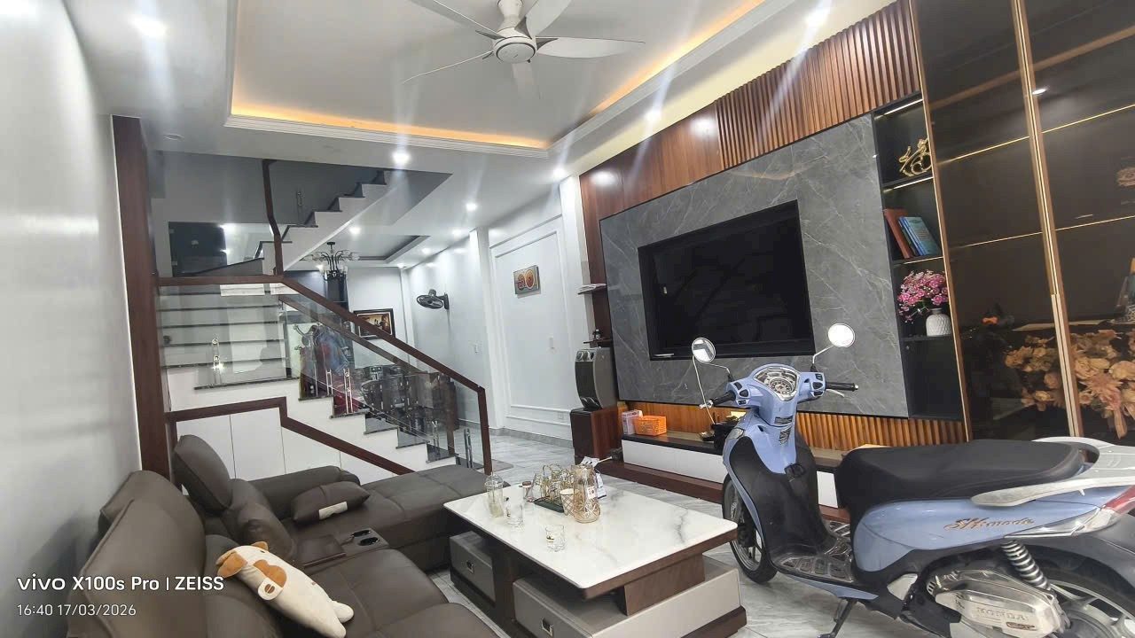 Căn nhà 4 tầng hoàn thiện siêu đẹp tại khu nhà ở Him Lam, Hùng Vương, Hồng Bàng, Hải Phòng