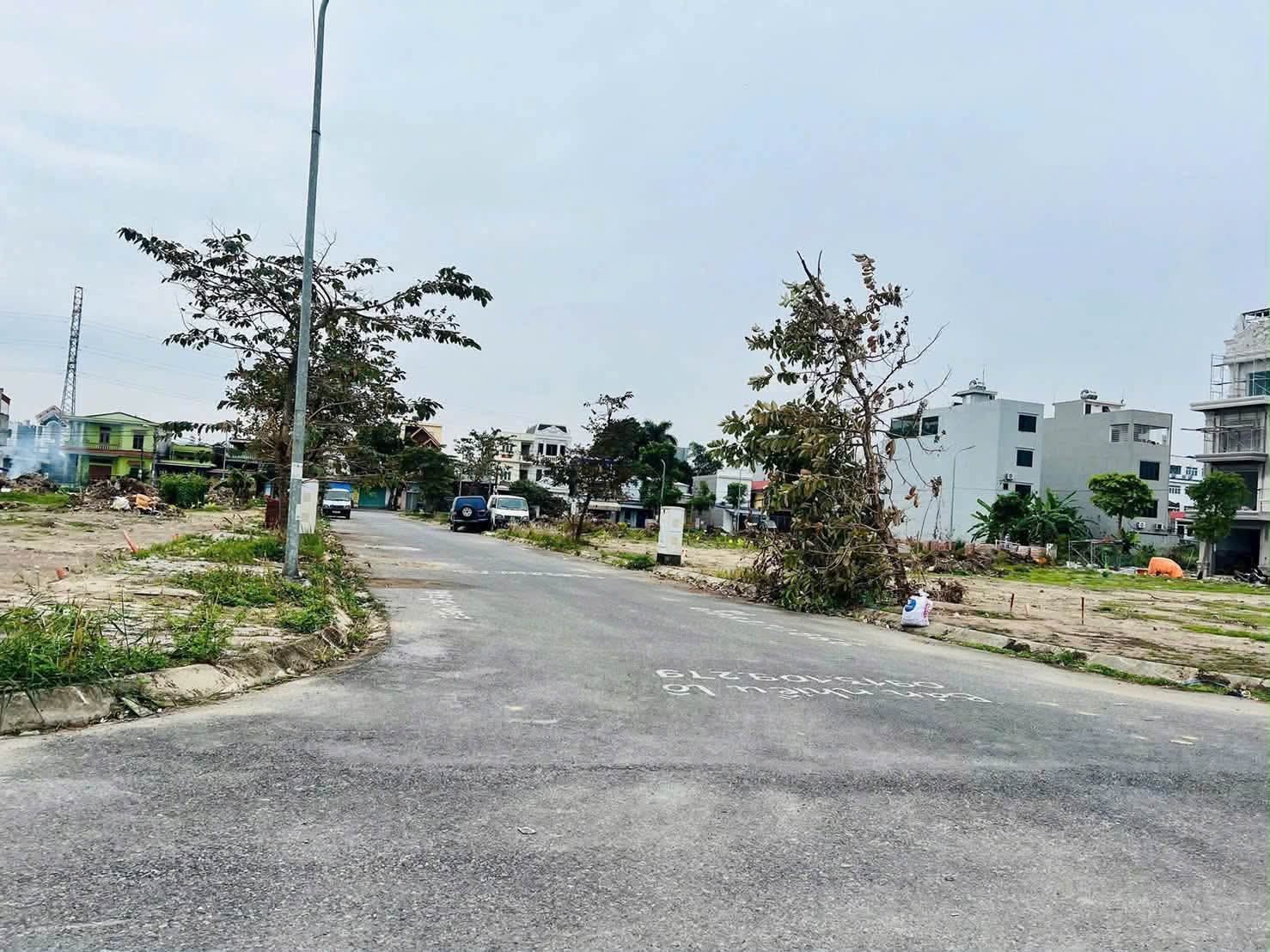 ❌BÁN LÔ 100M2 DUY NHẤT TẠI MẶT ĐƯỜNG 41M KPL ĐỐNG CHUỐI – HỒNG BÀNG