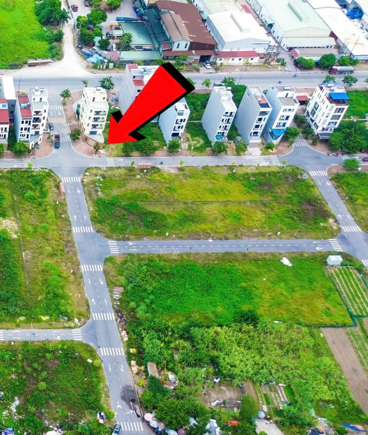 Bán lô áp góc khắc niệm nhìn khắc niệm 2 đường 17m dt 100m2 + mt 5m + hướng đông nam giá 7.65 tỷ