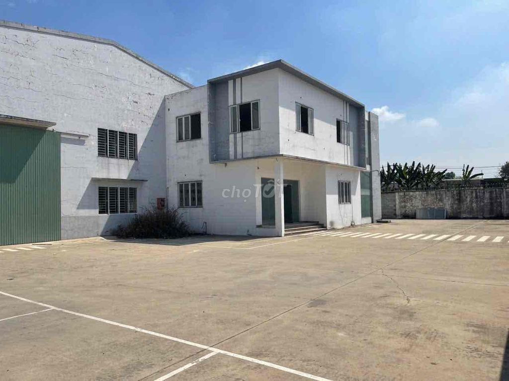 CHO THUÊ XƯỞNG 3100m TÂN UYÊN
CHO THUÊ XƯỞNG TÂN UYÊN -BD