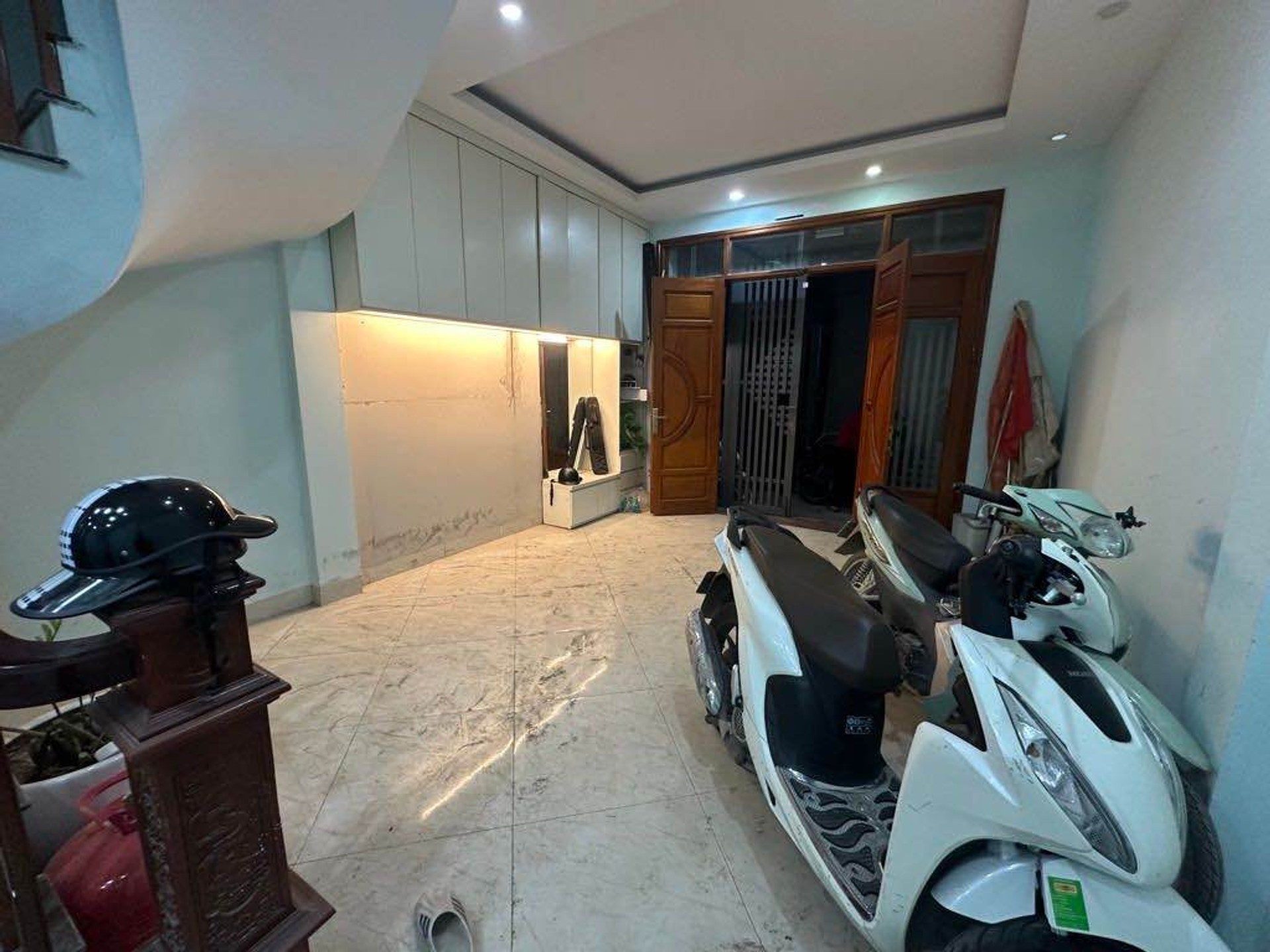 Bán nhà Khương Đình - Thanh Xuân – Giá 7.9 tỷ – DT 45m² x 5 tầng – MT 4.1m – gần phố, ngõ thoáng