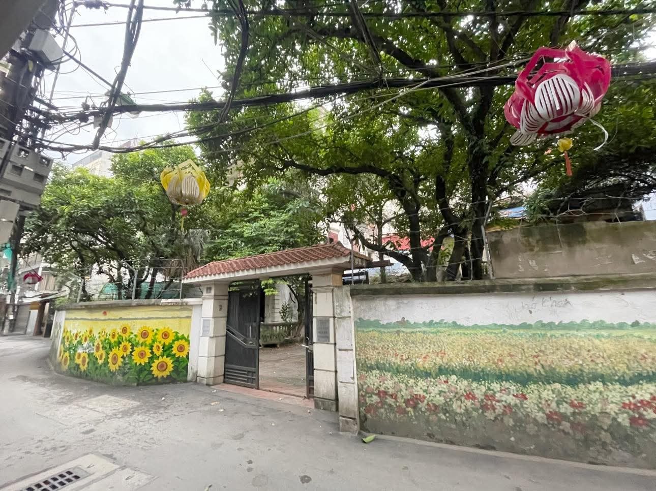 BÁN ĐẤT ĐỂ XÂY SIÊU BIỆT THỰ NGÃ TƯ SỞ 513m² MT30m OTO CHẠY QUANH