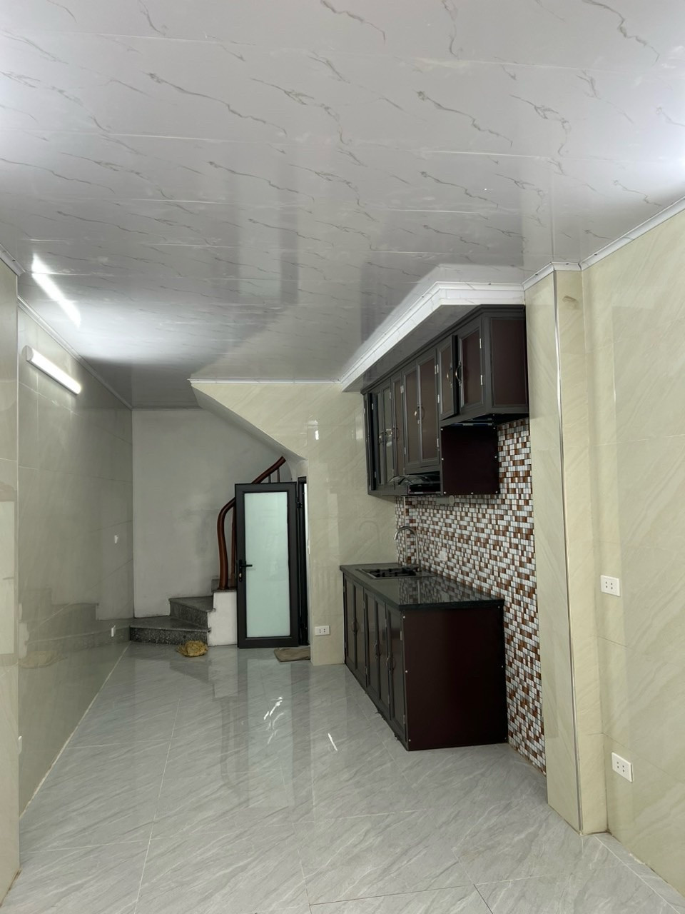 CHO THUÊ NHÀ ĐƯỜNG BÙI XƯƠNG TRẠCH, THANH XUÂN, NHÀ SẴN NỘI THẤT, Ô TÔ QUA