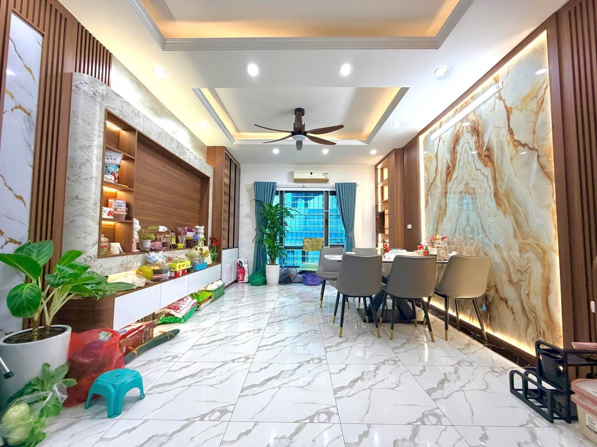 ✅ Bán Nhà Khương Đình - Xây Mới - Ba Bước Ra Mặt Phố - DT 42m2 - 7 Tầng Thang Máy - MT 4m