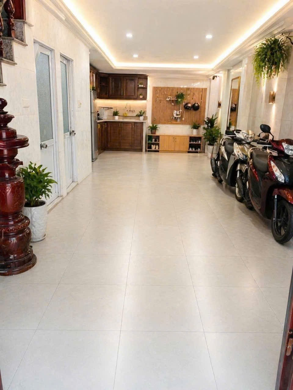 CHDV Lê Trọng Tấn, Thanh Xuân 40M X 5T giá 15.5 triệu CẢI TẠO 9 PHÒNG