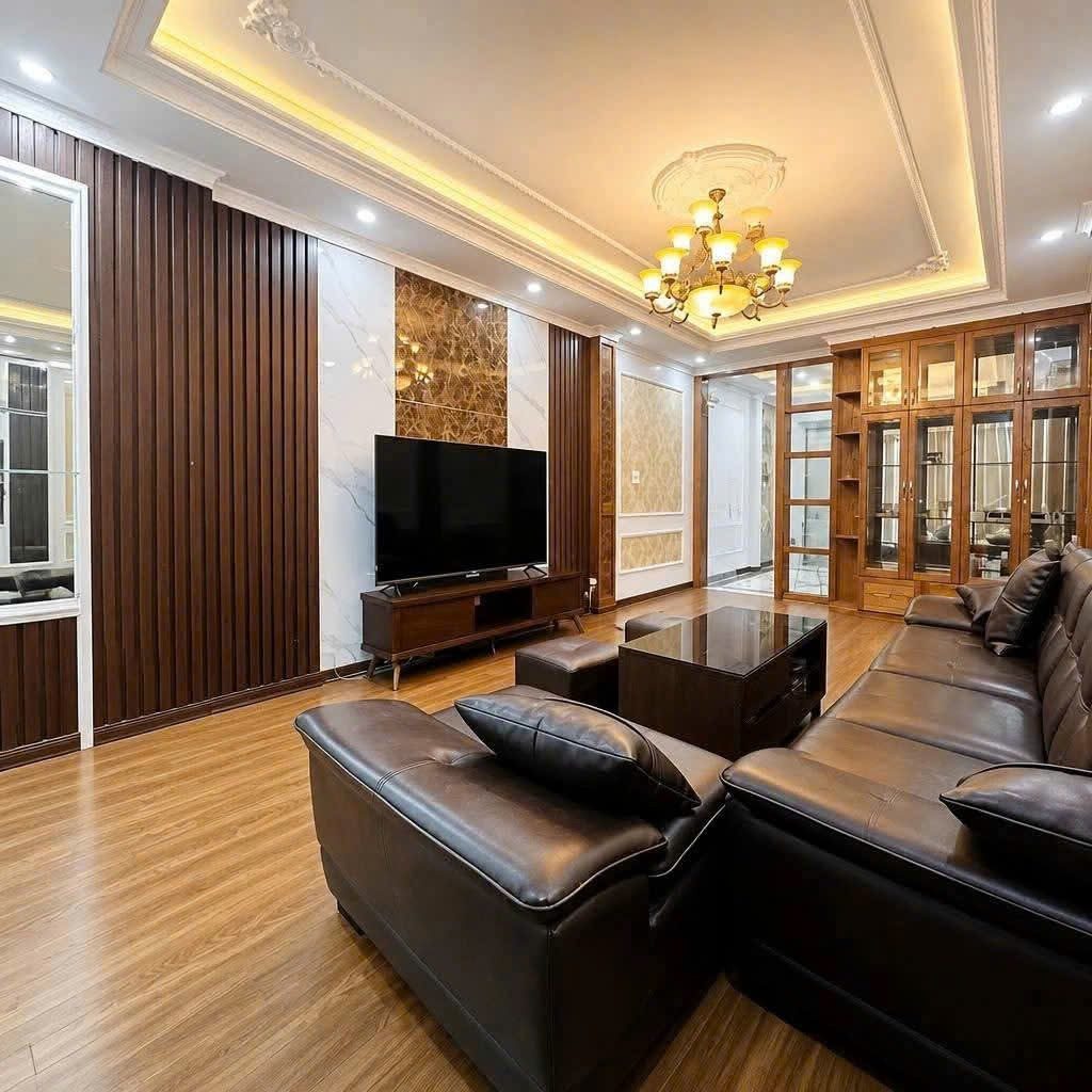 NHÀ XÂY MỚI,THANG MÁY, FULL ĐỒ 40M x 7T giá 25tr Nguyễn Ngọc Nại, Thanh Xuân