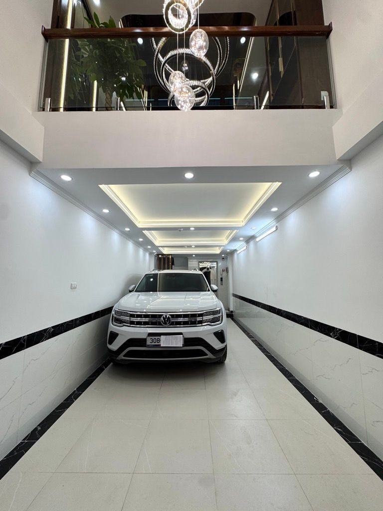 Bán nhà Hoàng Đạo Thành, Thanh Xuân – Giá 20.8 tỷ – DT 46m² x 8 tầng – Xây mới thang máy, Nội thất gỗ cao cấp, Khu cán bộ trí thức