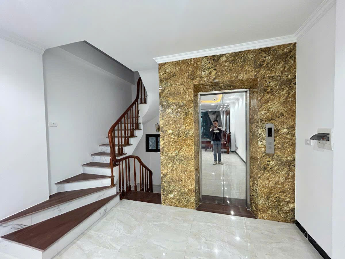 Cho Thuê Nhà Cổng Đồng - Tố Hữu - Hà Đông/ 50M² 7 Tầng Thang Máy/ Vừa Ở, Vừa Kinh Doanh/ Giá Thuê 22tr