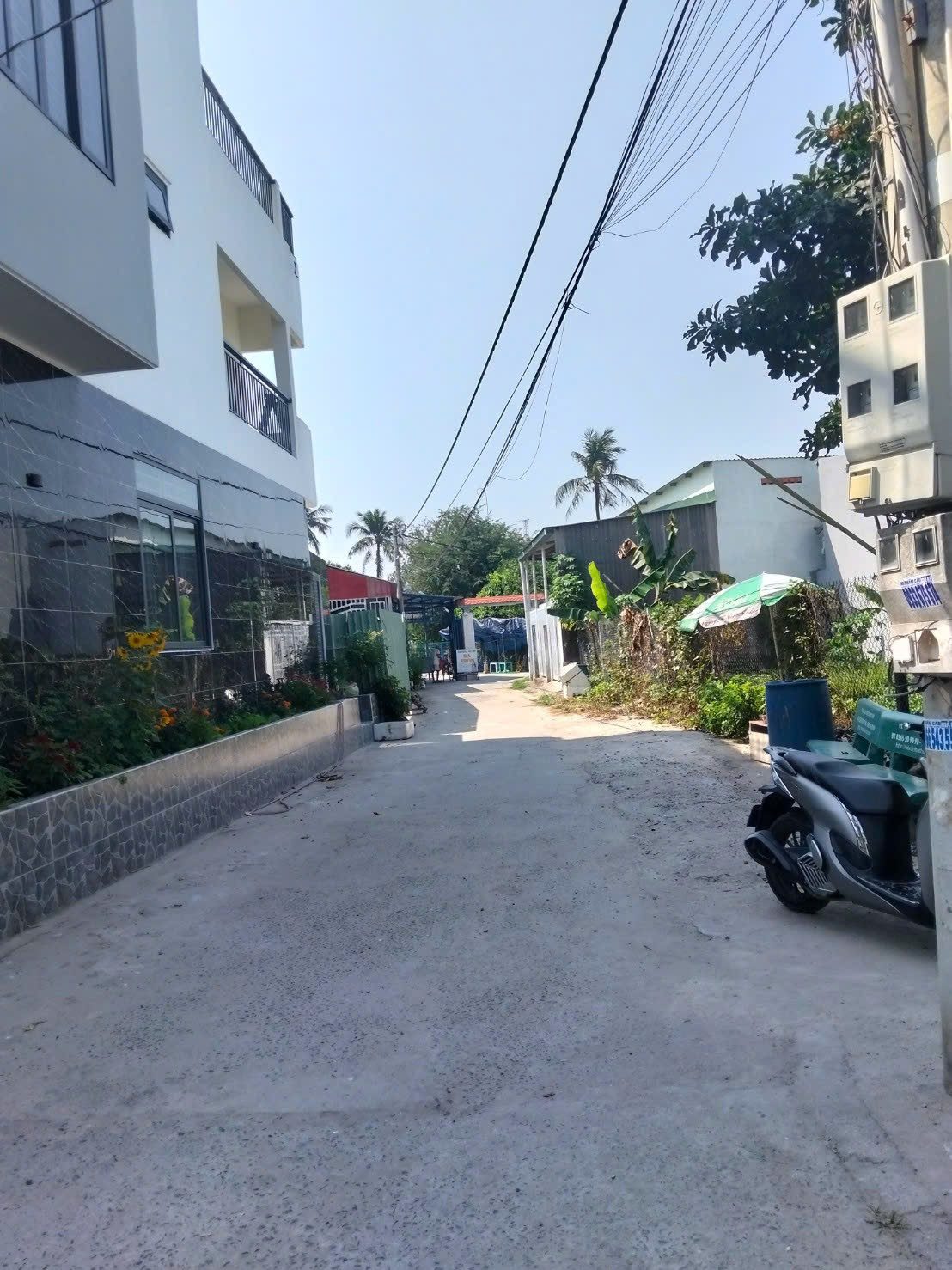 Bán đất 173m² có sẵn 100m² thổ cư ngang 8m giá 5.65 tỷ tại Phường Lái Thiêu