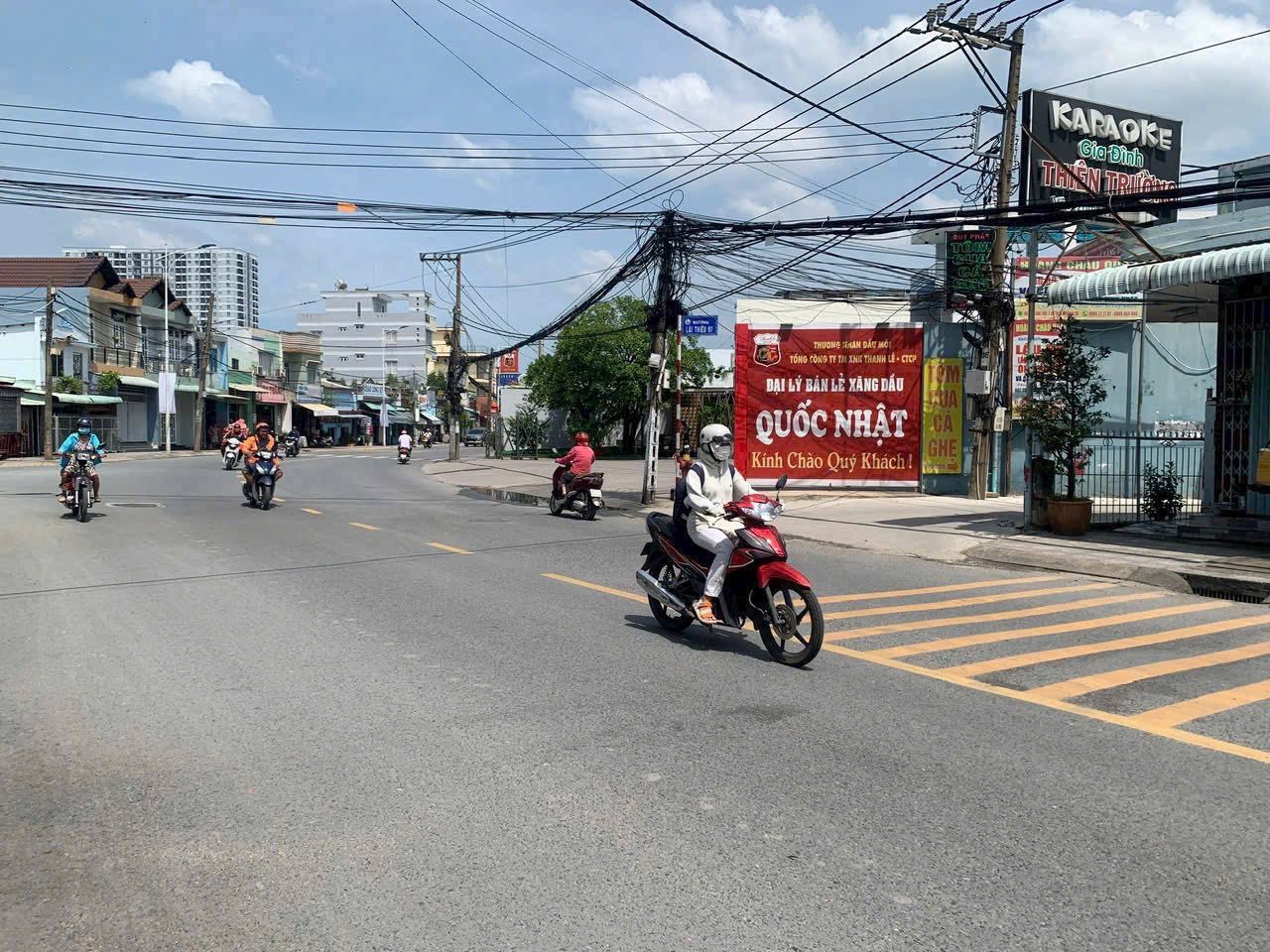 🏝️ Chính chủ gửi bán lô đất đẹp mặt tiền Lái Thiêu 97, vị trí đắc địa gần bờ kè Lái Thiêu.