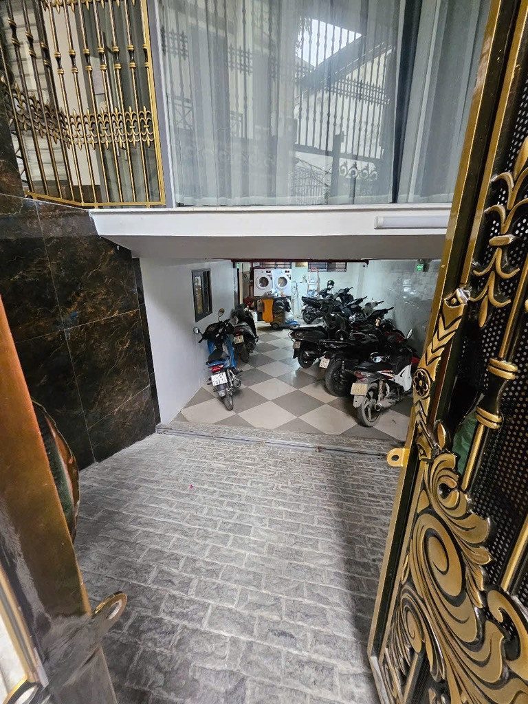 Bán Tòa nhà - Building 90m² thổ cư 90m² giá 37.5 tỷ tại Phường Láng Hạ Quận Đống Đa Hà Nội