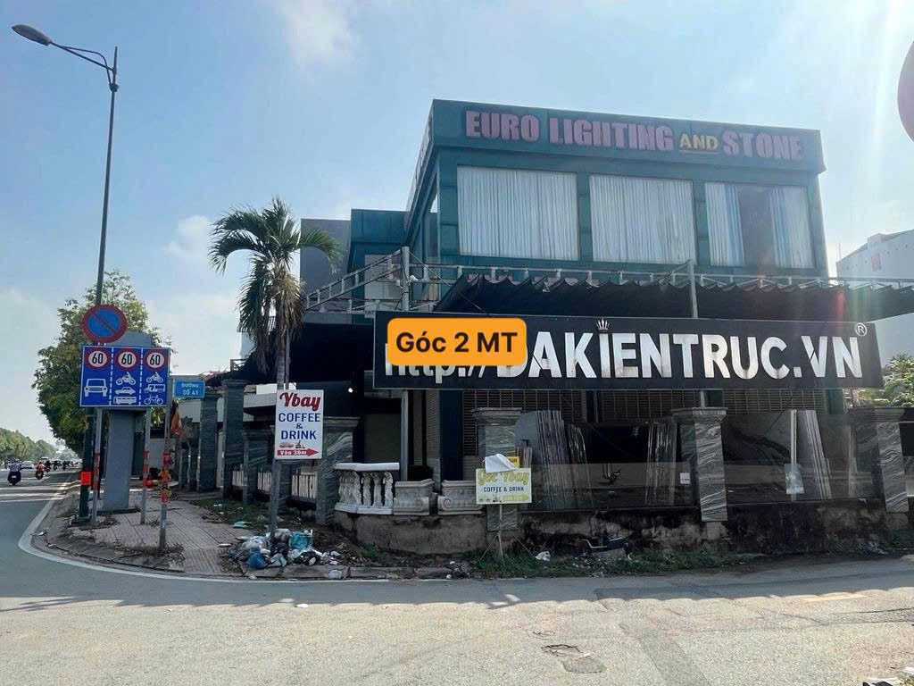 Mặt Bằng 418m Trệt Lầu Góc 2 Mặt Tiền Phạm Văn Đồng quận Thủ Đức