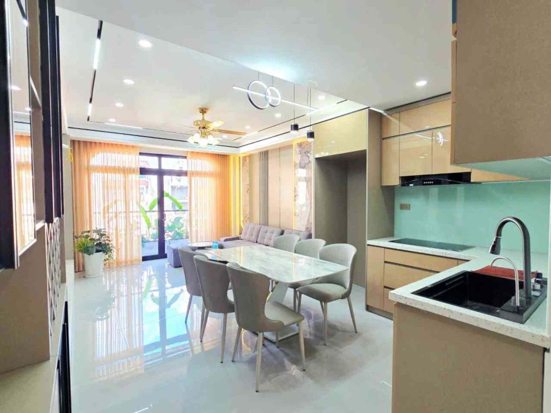 💎 QUÁ HIẾM CHO PHÂN KHÚC THANG MÁY LONG BIÊN: CHỦ HẠ CHÀO CHỐT GẤP 12 TỶ!