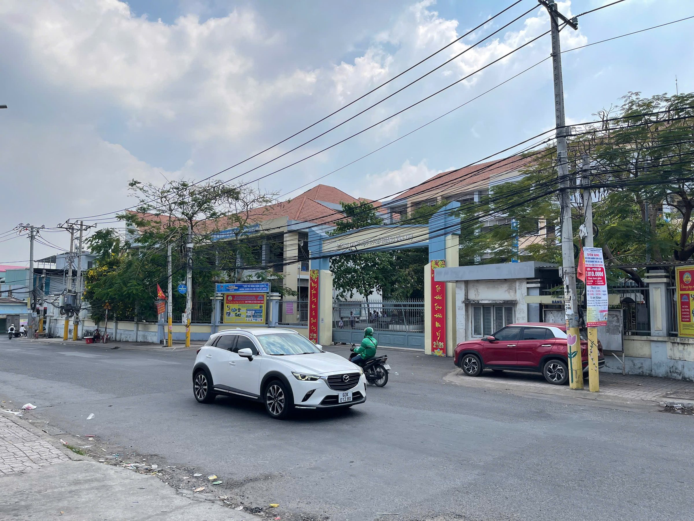 Bán nhà 74.1m² full thổ cư ngang 4.2m giá 5 tỷ tại Phường Long Bình