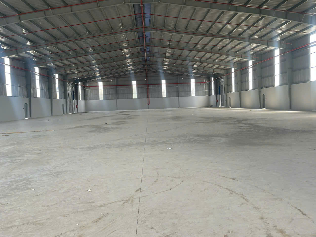 Bán gấp xưởng 11000m2 trong kcn amata giá ngộp chỉ 114 tỷ quá rẻ