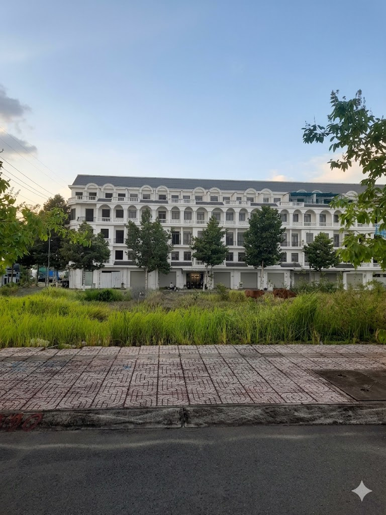VL1-102 | 📐 105m² | 🧭 Nam | 💰 34 triệu/m²