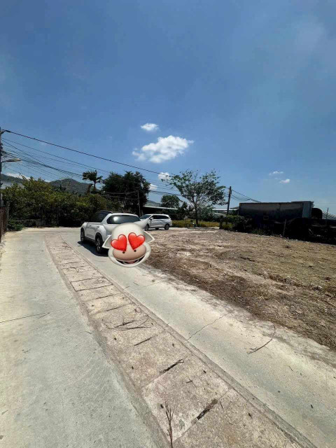 Bán đất 126,2m² ngang 7m giá 1.59 tỷ Phường Long Hương