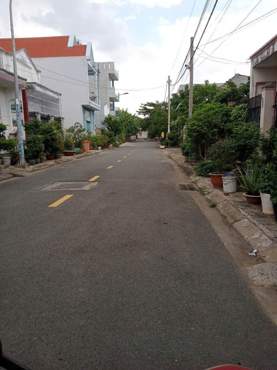 Bán nền mặt đường A2 tđc Đông Tăng Long