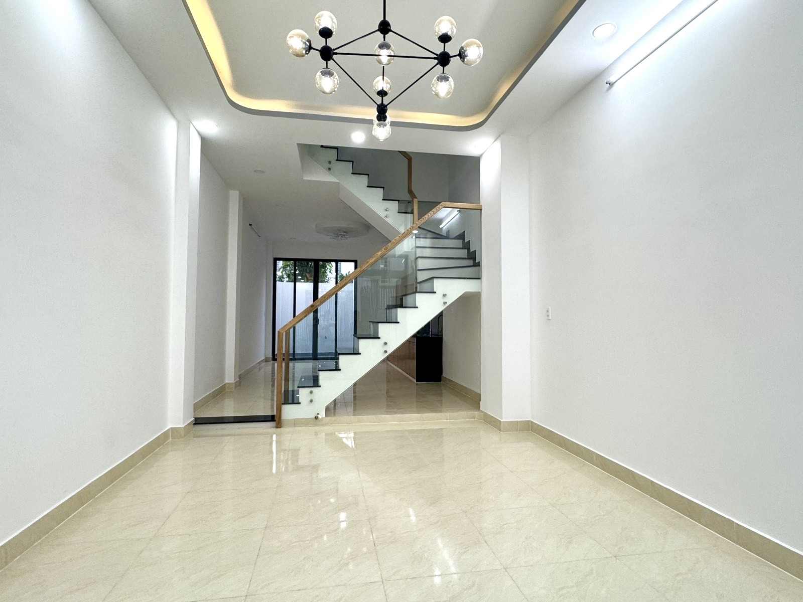 🚗 BÁN NHÀ 3 TẦNG MỚI - 64M2( 4*16), HOÀN CÔNG - 3PN, 4WC, GIẾNG TRỜI - NHÀ MỚI Ở NGAY - HẺM XE HƠI - GẦN CHỢ, UBND. P. LONG PHƯỚC, THỦ ĐỨC.( X)