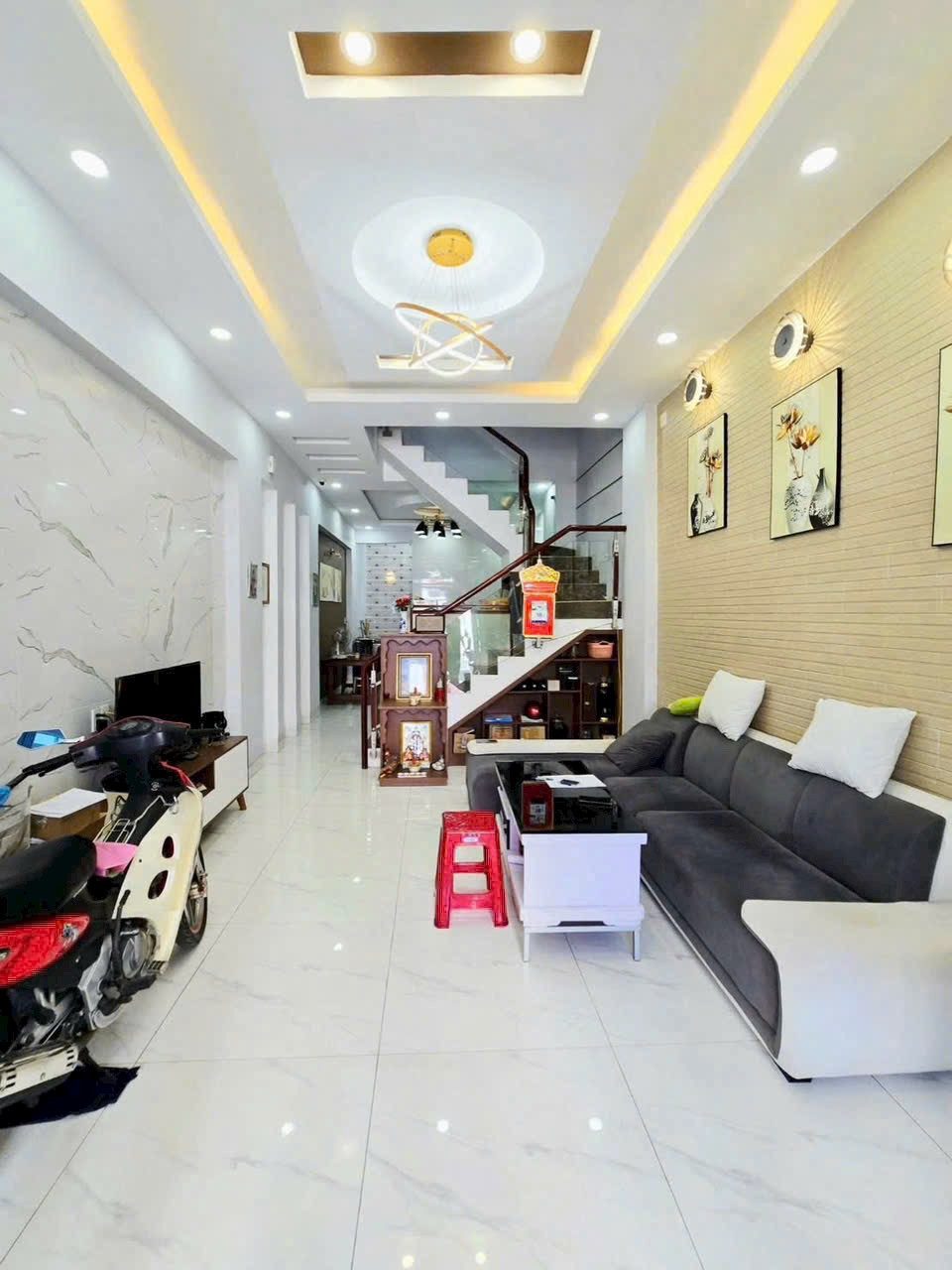 🚗 BÁN NHÀ 3 TẦNG - 59M2( 4*14.8), HOÀN CÔNG - 4PN, 3WC - KHÔNG QH - NHÀ ĐẸP Ở NGAY - HẺM XE HƠI 9M - GẦN CHỢ, UBND - P. LONG PHƯỚC, THỦ ĐỨC.(A)