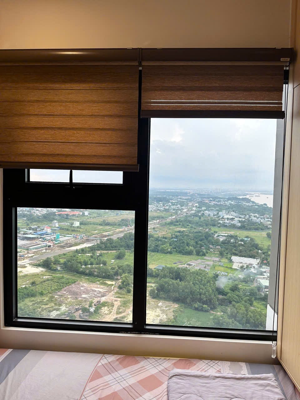 CHO THUÊ STUDIO VINHOMES GRAND PARK –VIEW SÔNG | FULL NỘI THẤT 7TR/THÁNG
